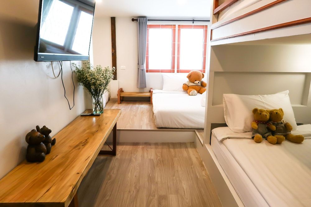 undefined Dream House CNX 2