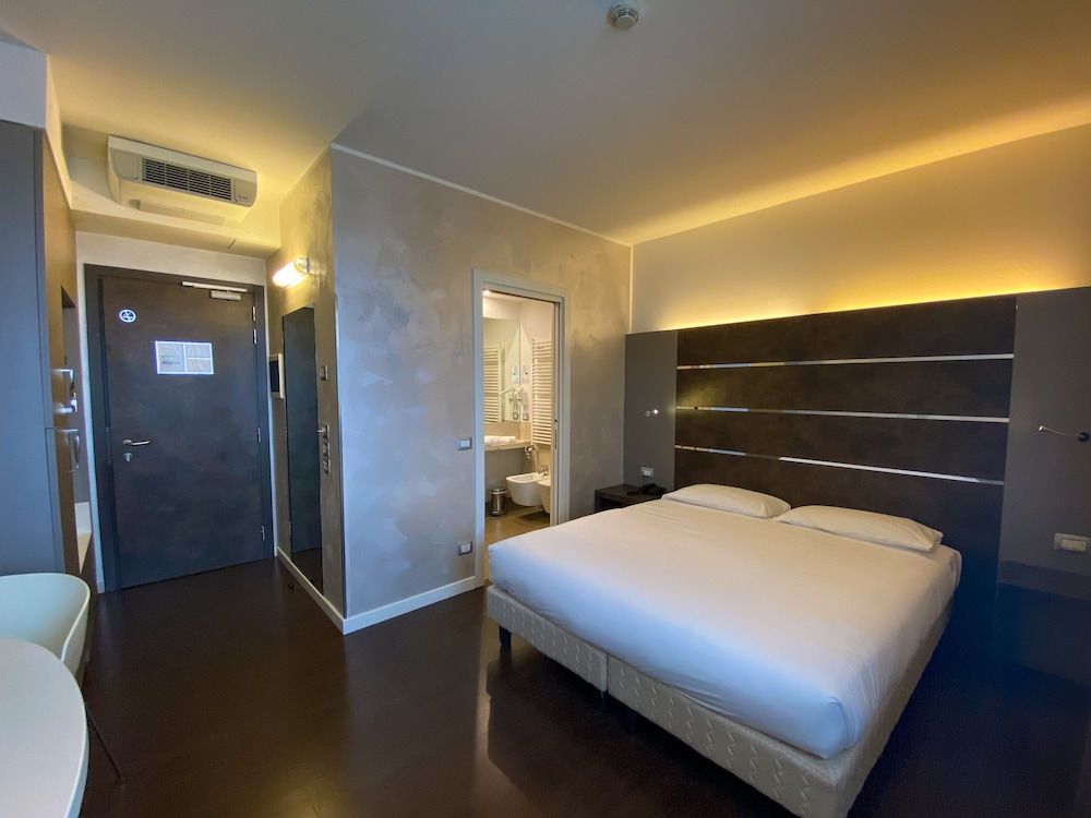 CAVALLO Hotel Noventa di Piave Superior Double Room 3