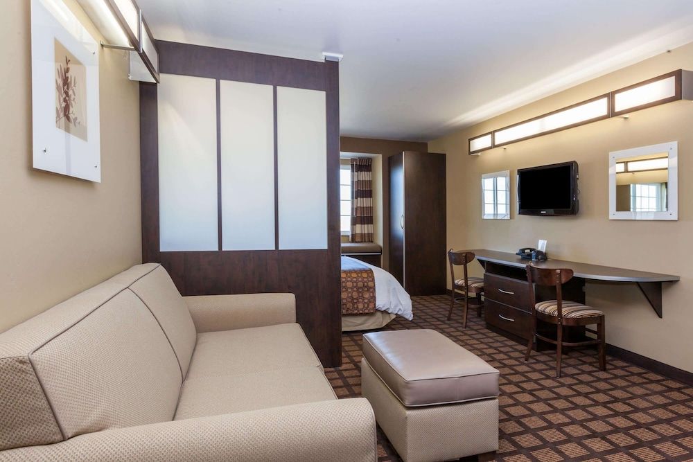 Studio Suite, 1 Queen Bed, Non Smoking