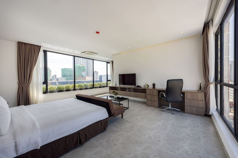 Residence 105 Hotel & Apartment Penthouse Suite 2