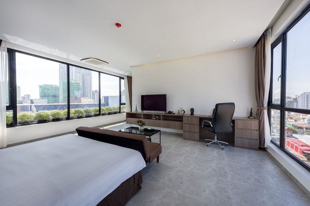 Residence 105 Hotel & Apartment Penthouse Suite 9