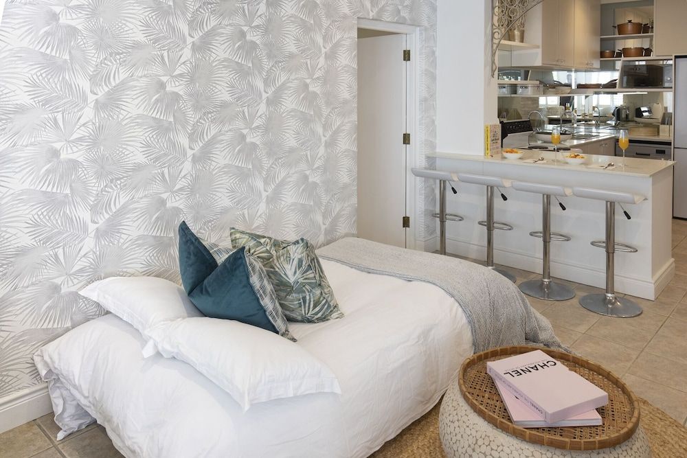 Clifton YOLO Spaces – Clifton Boutique Apartments Clifton YOLO Spaces Clifton Boutique Apartment B 20