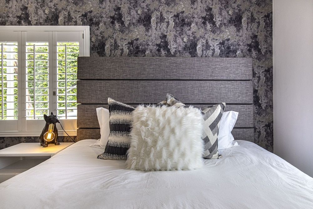 Clifton YOLO Spaces – Clifton Boutique Apartments Clifton YOLO Spaces Clifton Boutique Apartment A 8