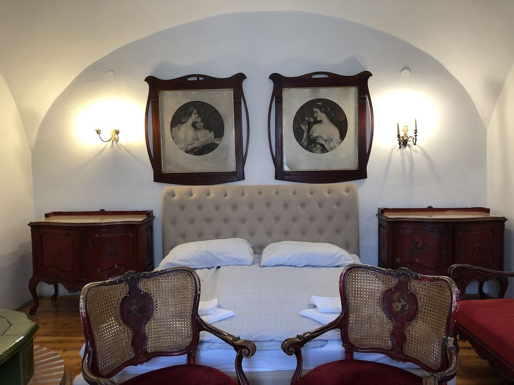 Deluxe Room, 1 King Bed with Sofa bed, Non Smoking, Garden View (Duplex)
