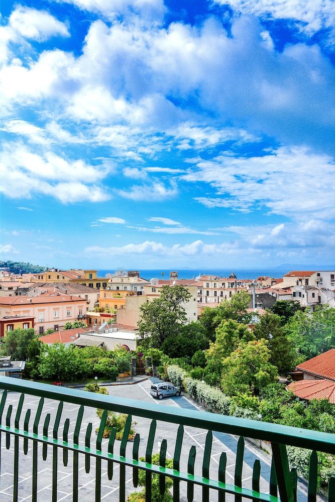 Sunset Home Sorrento Comfort Double or Twin Room, Balcony, Sea View (3) 9