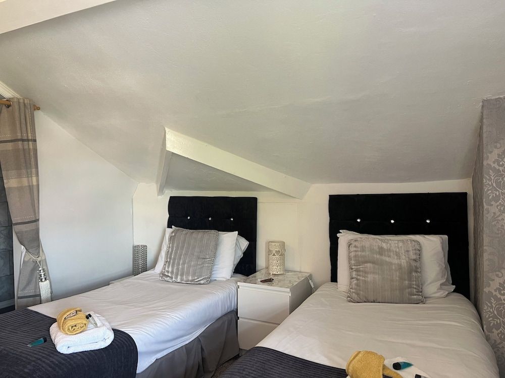 Room 4