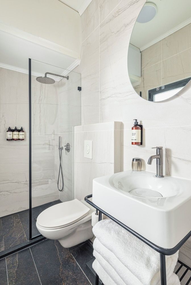 Villa Albi - Machne Yehuda Hotel Deluxe Suite, Balcony 10