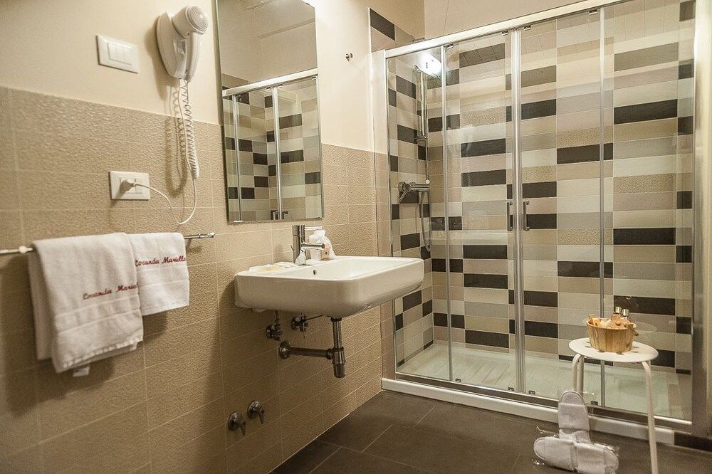 La Locanda di Mariella Quadruple Room 8