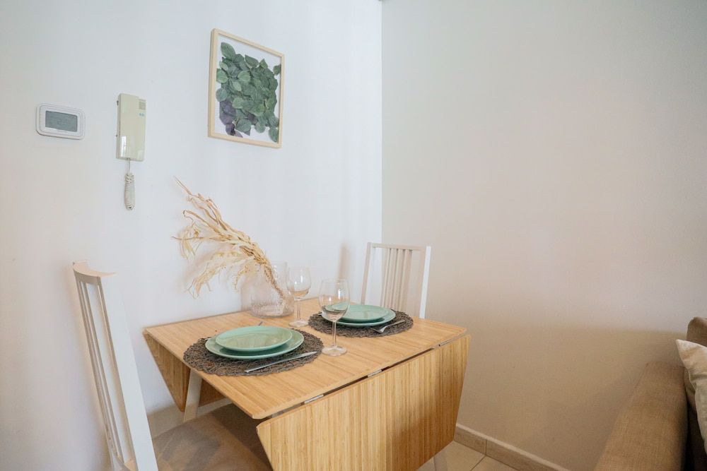 HiGuests - Lake view Comfort Studio 24