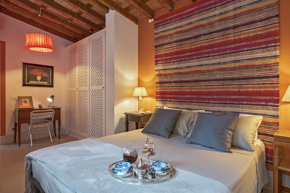 Drom Florence Rooms & Apartments Comfort Double Room, Private Bathroom, Courtyard View 3
