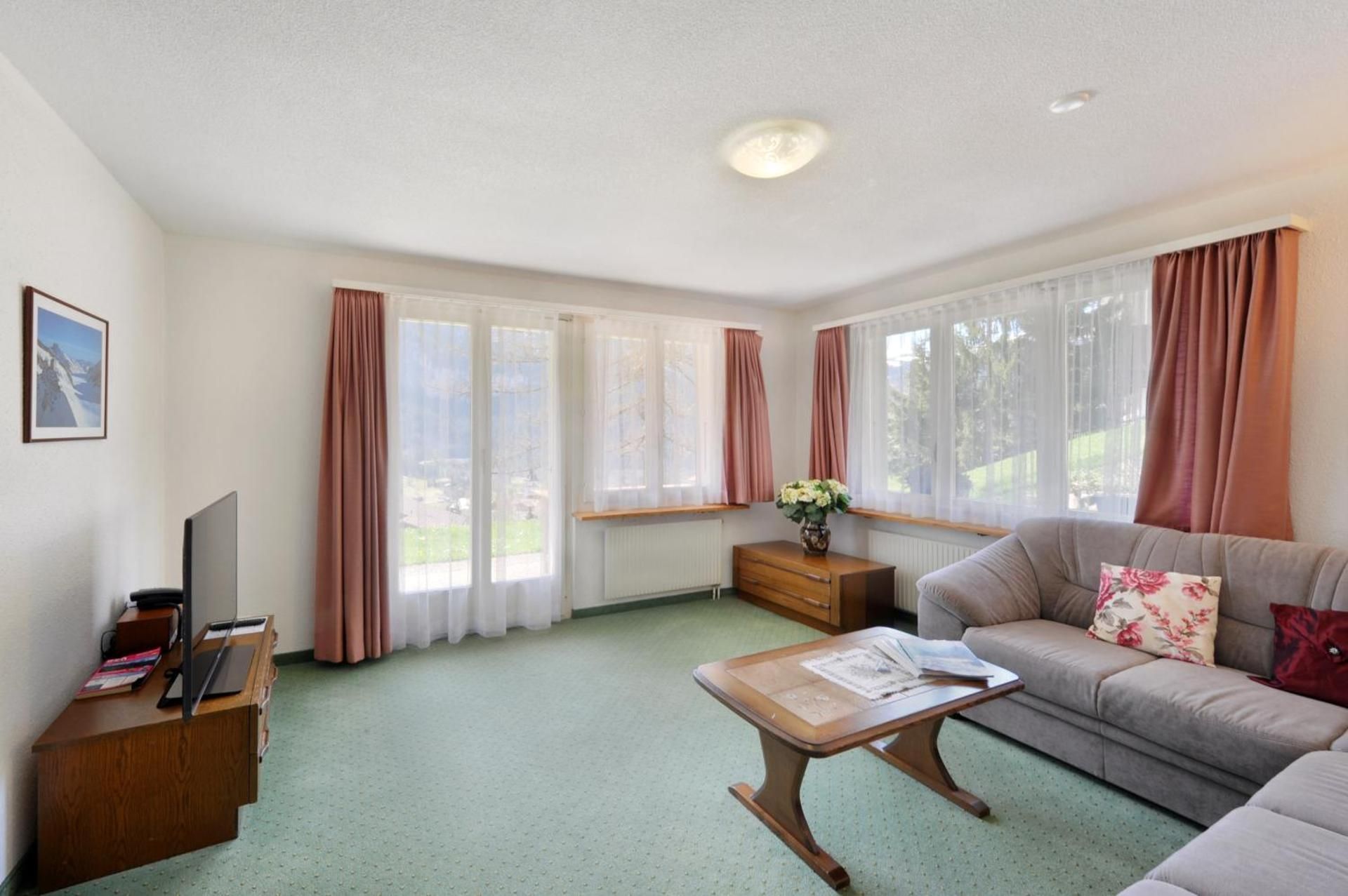 Economy Two-Bedroom Apartment (504)
