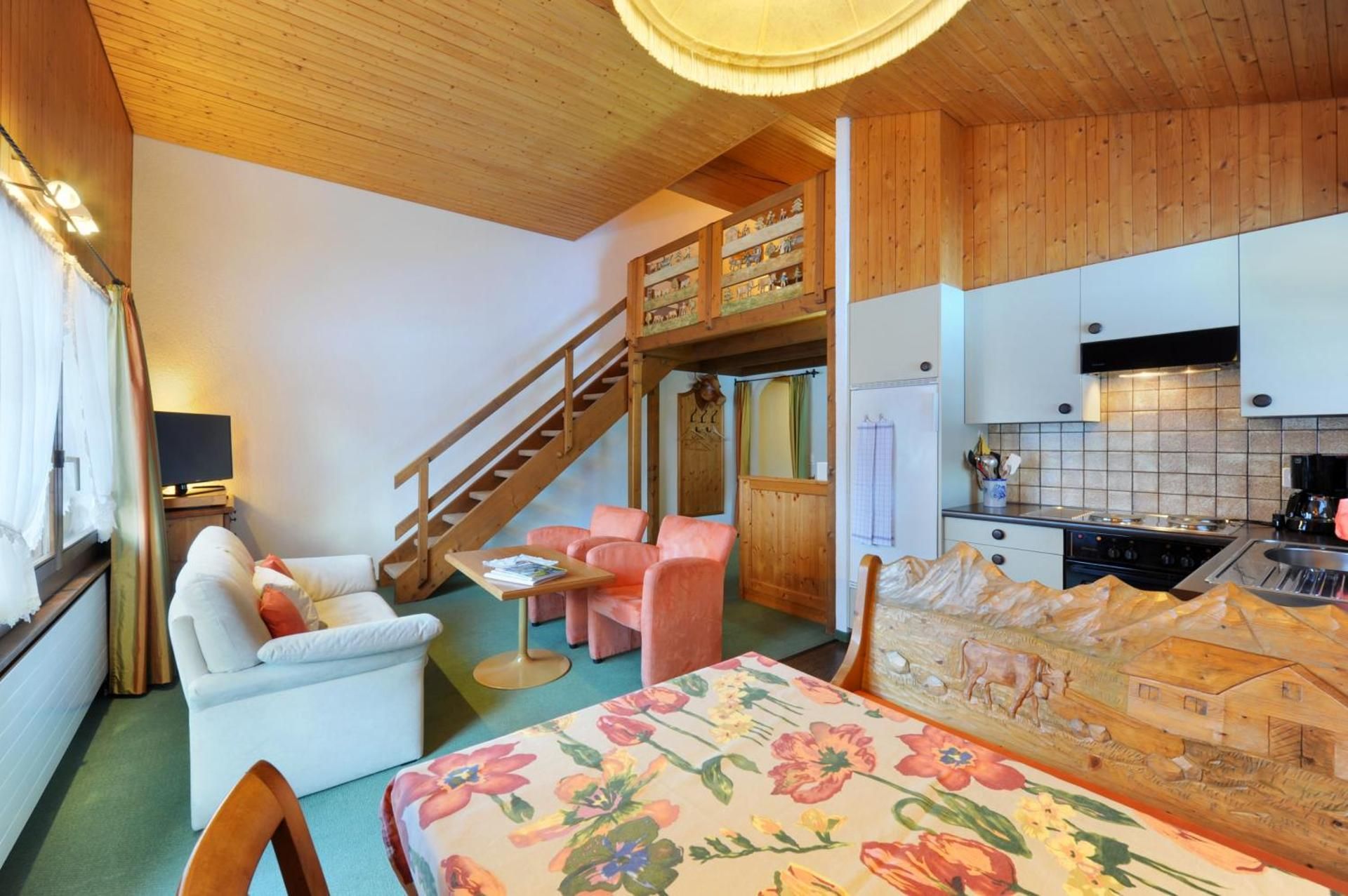 Economy One-Bedroom Apartment (548)