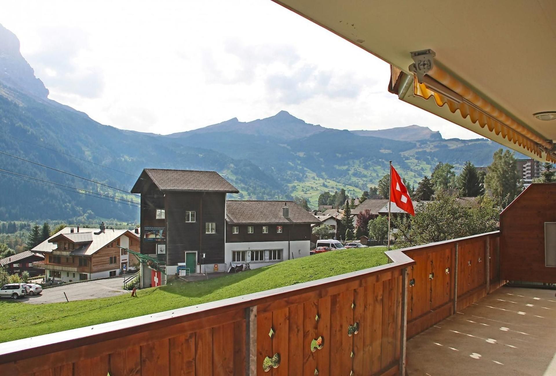 Three-Bedroom Apartment (591)