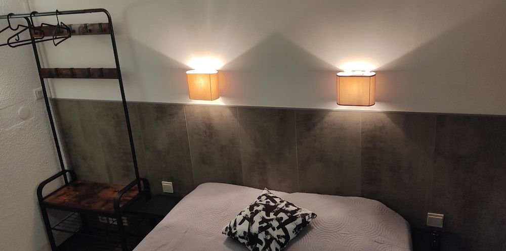 Clos la Verdiere Double Room, 1 Double Bed, Pool View (Taille S) 6