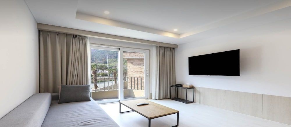 H.Avenue Family Suite 5