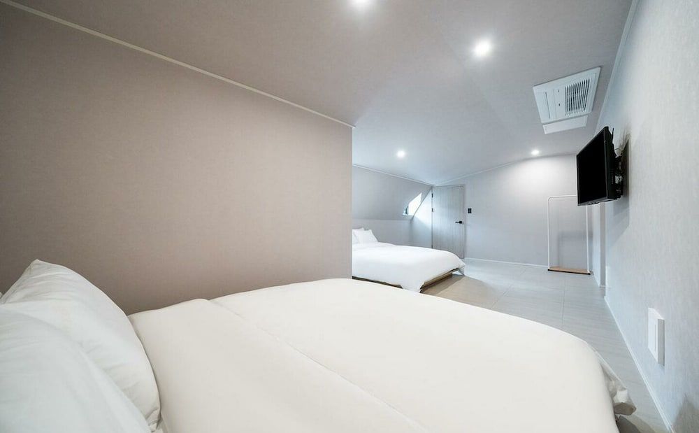 H.Avenue Family Cottage