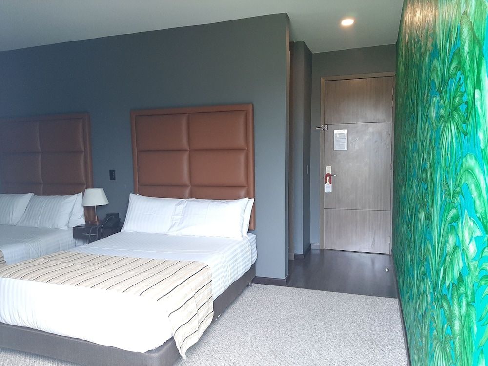 Pontevedra Hotel Boutique Superior Quadruple Room, Balcony 13