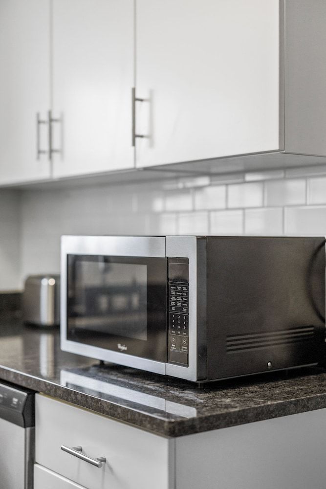 undefined 881 Furnished Apartments 5