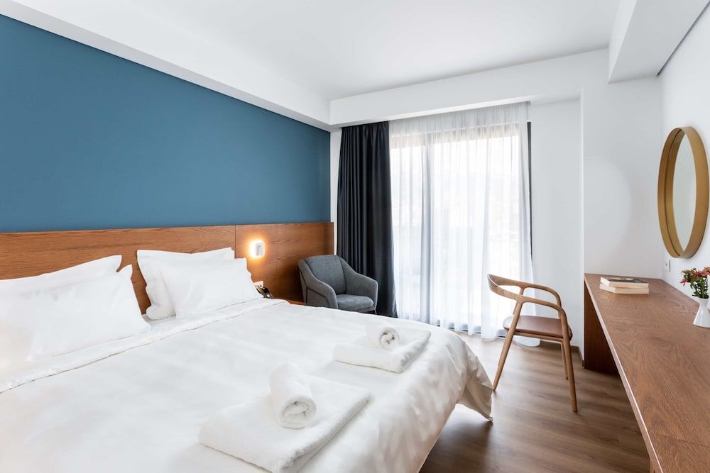 DAYS City Suites Superior Double or Twin Room, City View 5