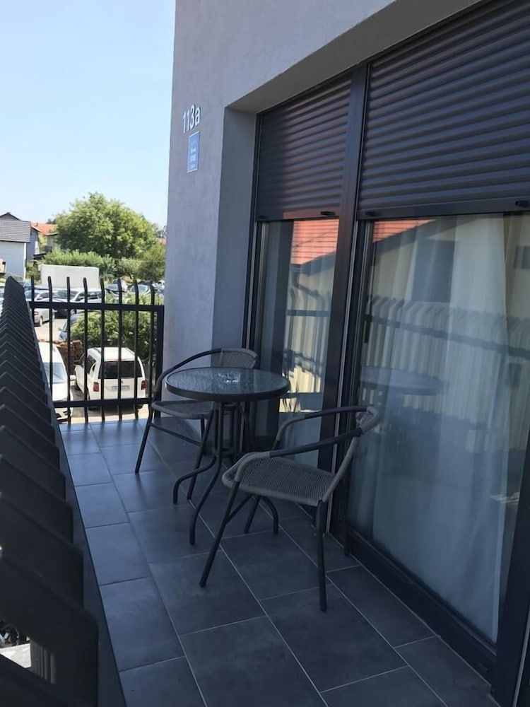 Filipovic rent a car & apartments Double Room, Balcony 7