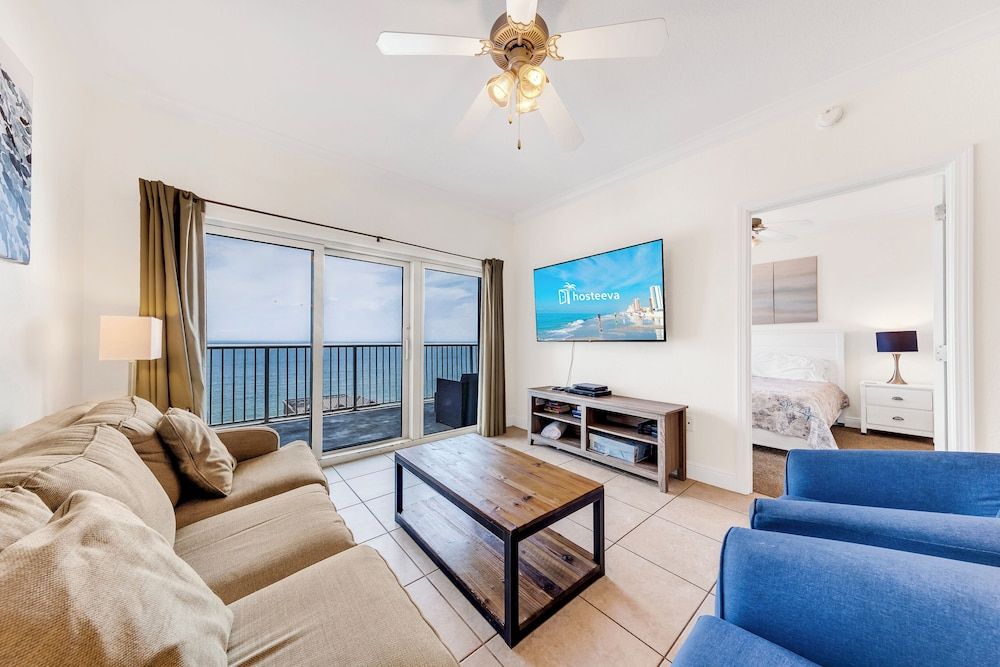 Comfort Condo, 2 Bedrooms, Balcony, Partial Ocean View