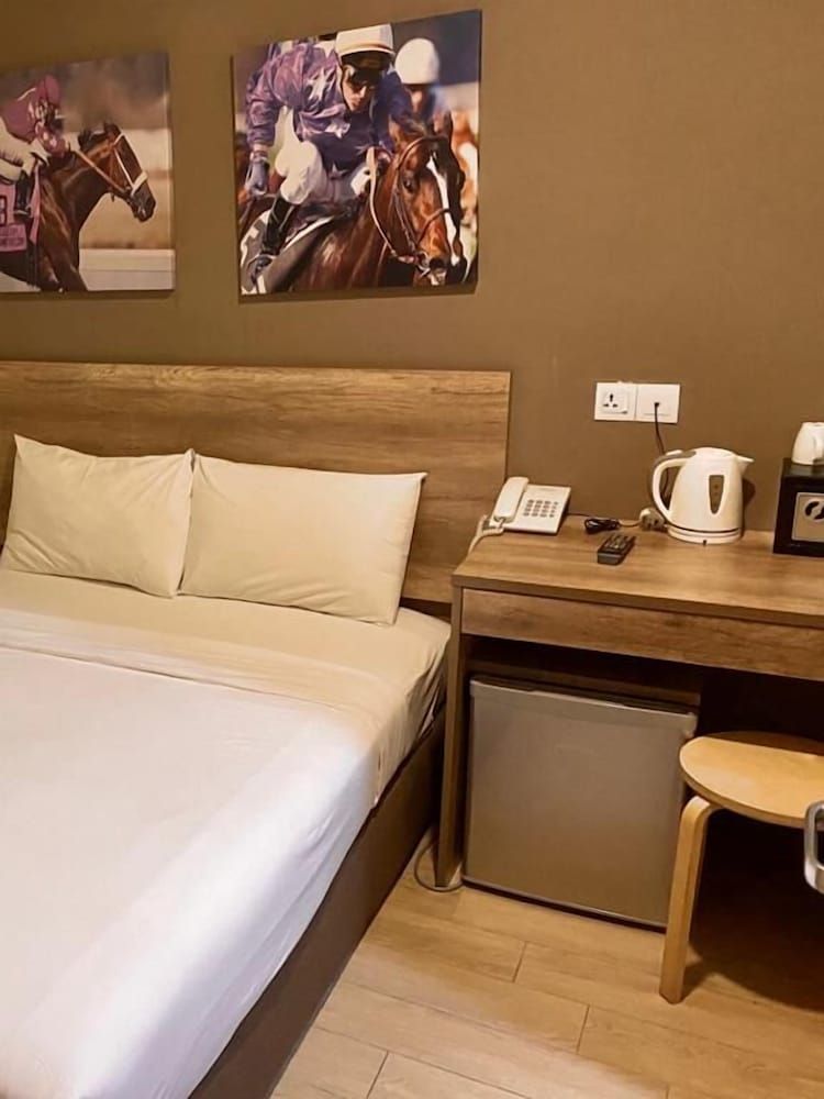 SH Hotel Kota Damansara Standard Queen Room 4