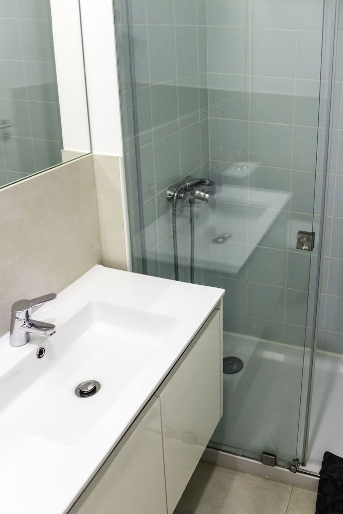 Guest H4U Bonjardim Garden Apartment, 2 Bedrooms, Terrace, Garden Area 19