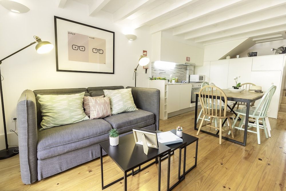 Guest H4U Bonjardim Garden Apartment, 2 Bedrooms, Terrace, Garden Area 30