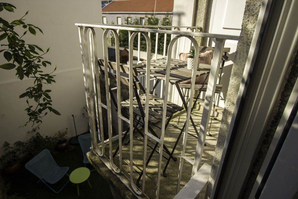 Guest H4U Bonjardim Garden Apartment, 2 Bedrooms, Terrace, Garden Area 15