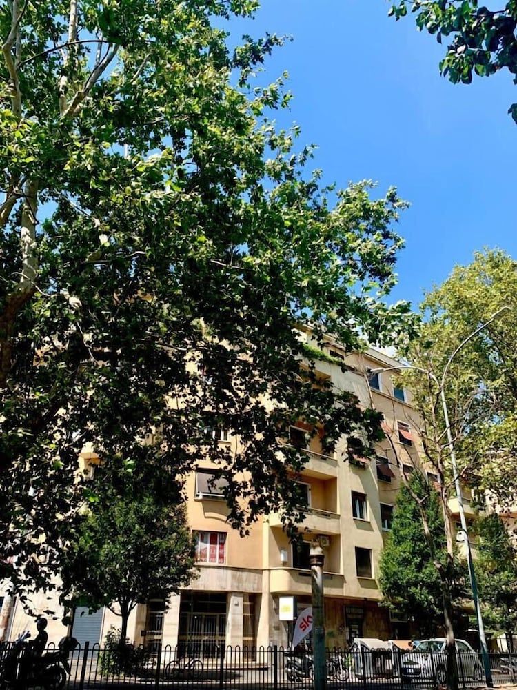 undefined 4VaticanRooms 5