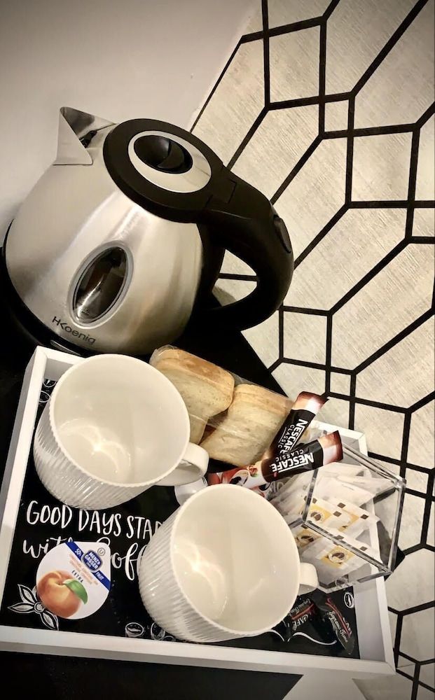 undefined 4VaticanRooms 6