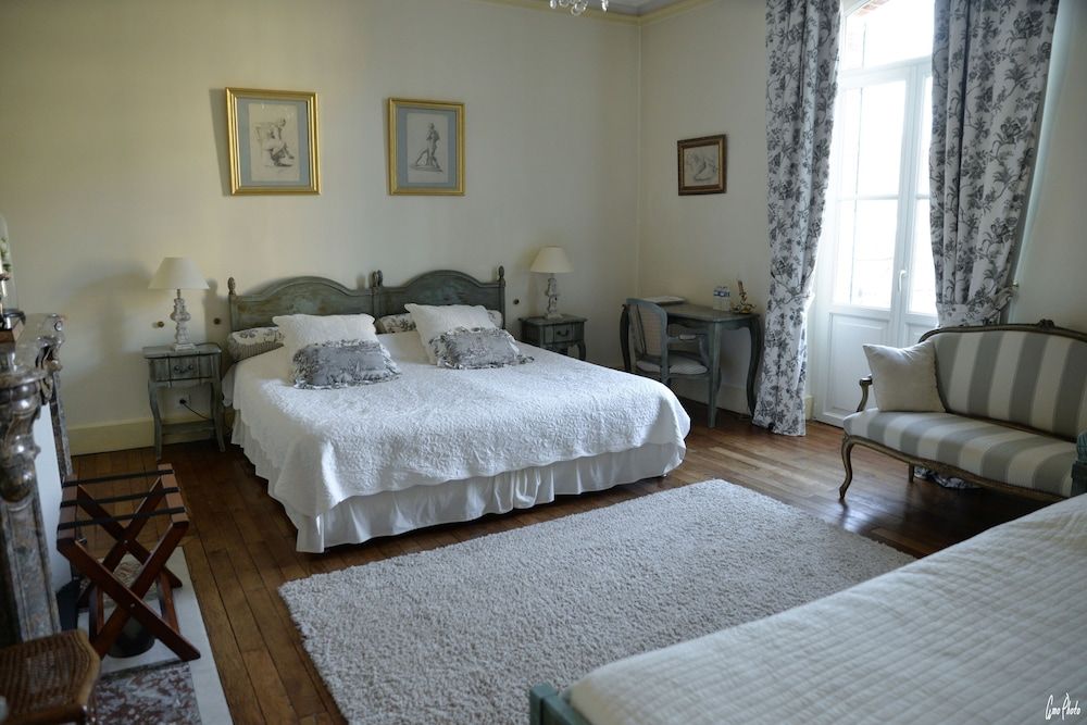 L'Oustal Family Quadruple Room (Camille Claudel) 5