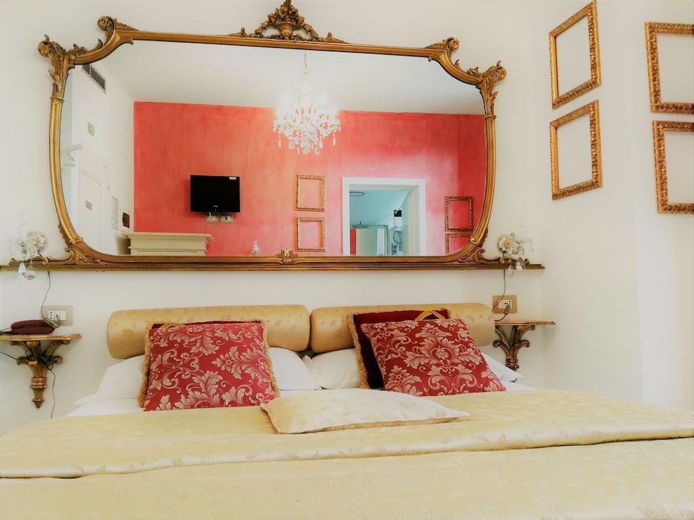 Classic Double or Twin Room