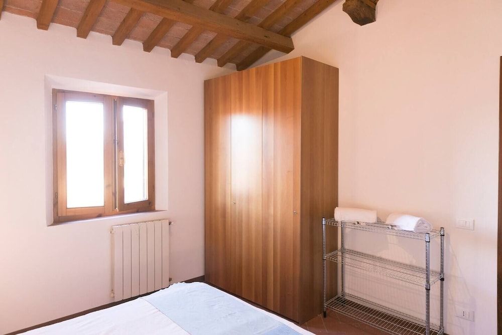 undefined Altido Flat on the Rooves 9