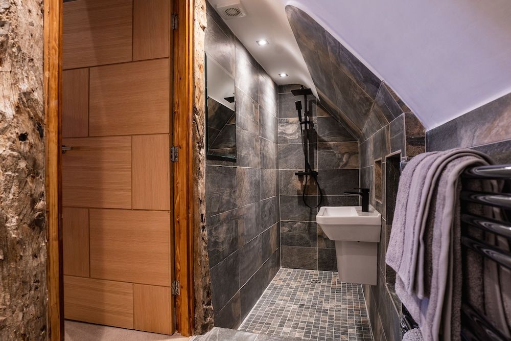 Old Infirmary Deluxe Studio (Nightingale) 4