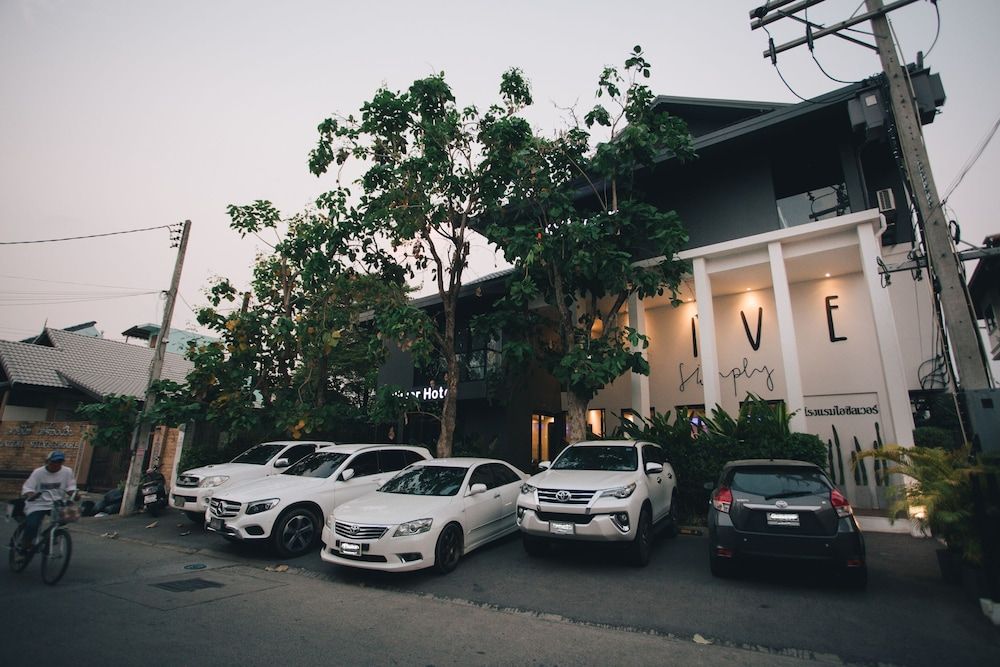 undefined iSilver Hotel 7