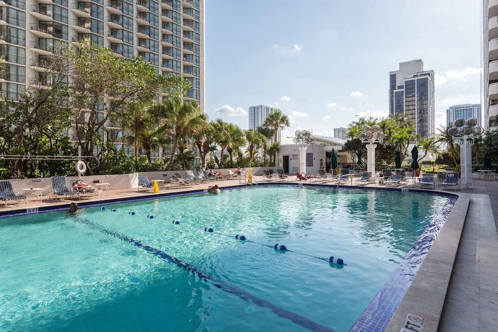 undefined Edgewater Hideaway Minutes to Brickell 5