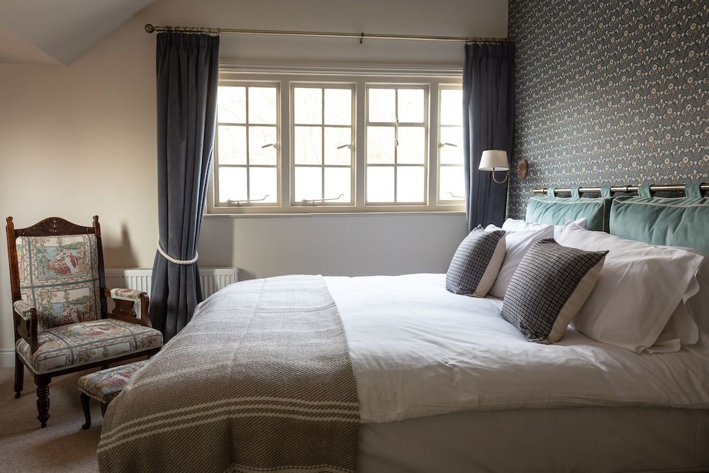 The Running Horses Deluxe Double Room, Ensuite 4