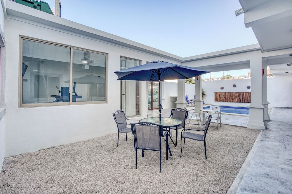 undefined Capital O Hotel Yukon 3