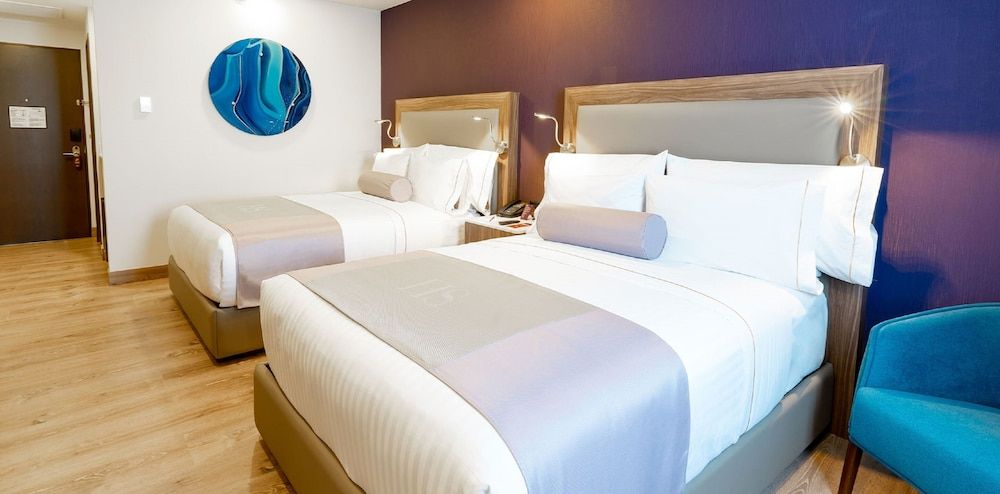 Sheraton Guadalajara Expo Traditional Room, 2 Queen Beds, City View