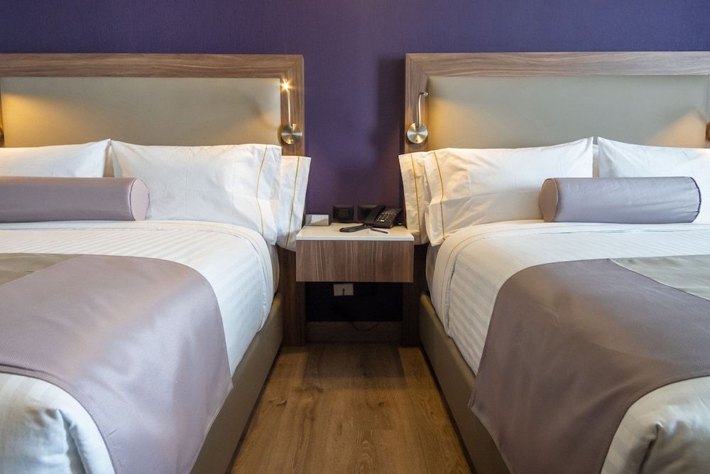 Sheraton Guadalajara Expo Traditional Room, 2 Queen Beds, City View 3