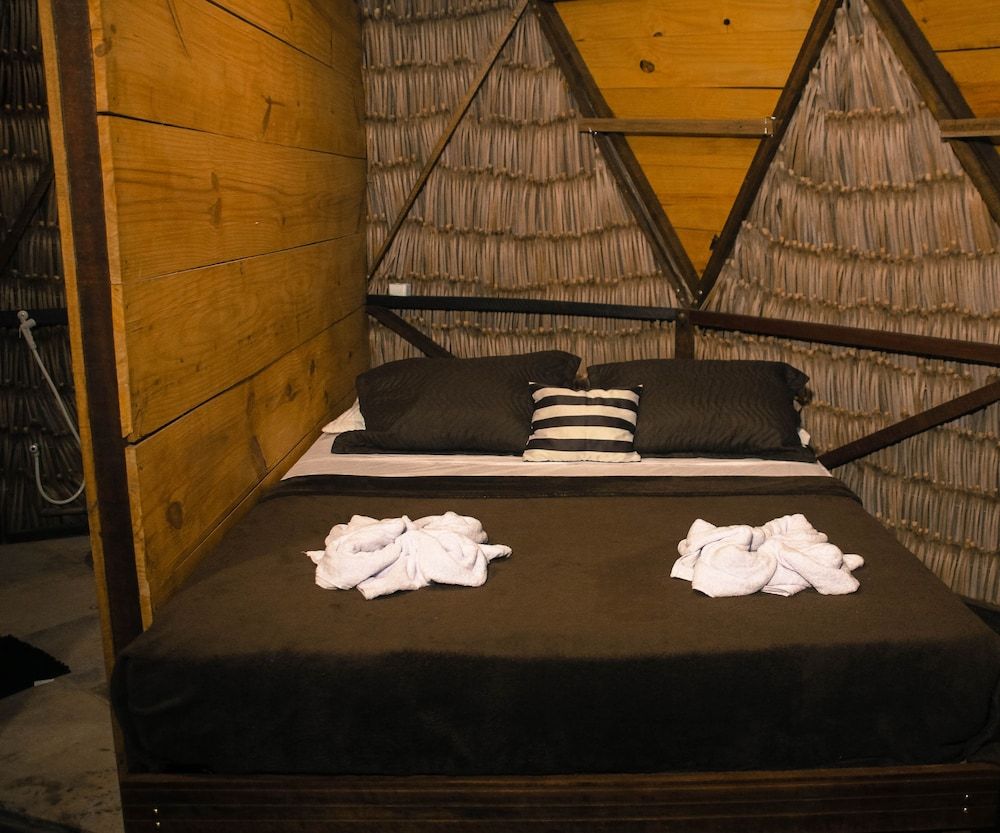 Raiz Kite Cabana Family Cabin, Private Bathroom 2