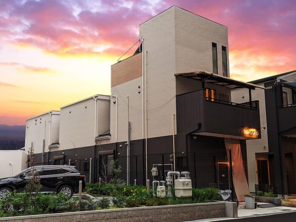 undefined TOMARO Osaka Bay