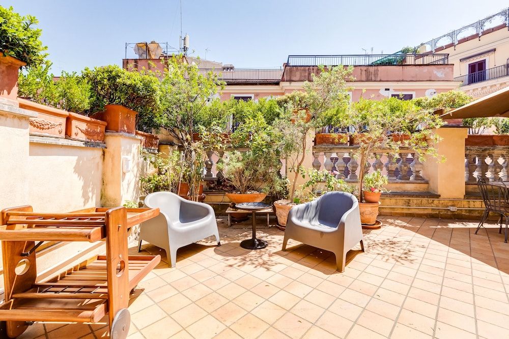 Colosseum Terrace Apartment Apartment, 3 Bedrooms 32