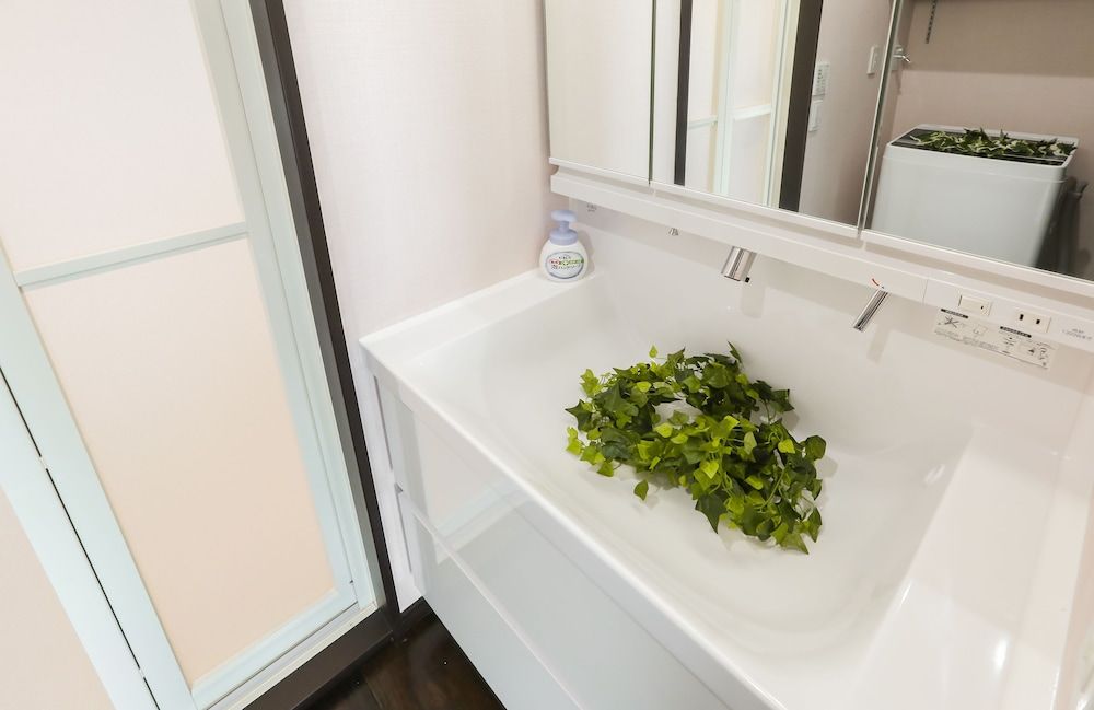 Vacation Rent Kanayama Twin Room with Futon 502 8