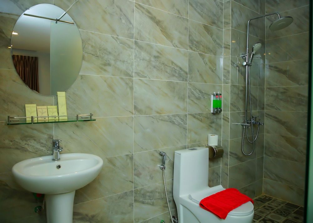 Ostro Hotel Standard Double Room 4