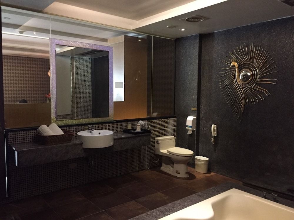 Chateau Motel & Spa - Qiaotou Double Room 4