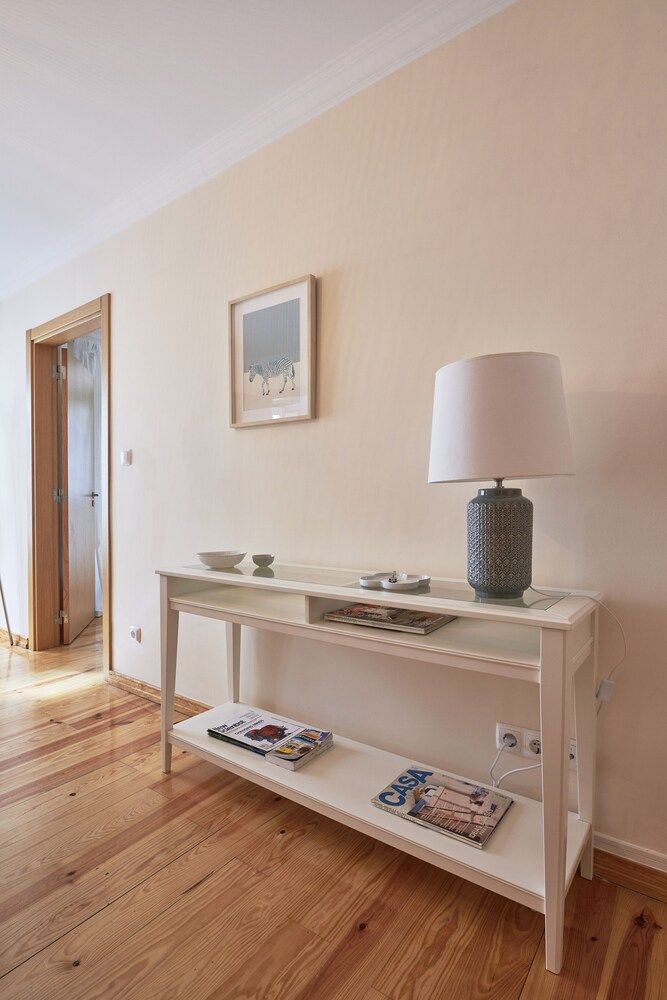 Renovated and Spacious Duplex Apartment With Patio, By TimeCooler Apartment, 3 Bedrooms, Patio 27