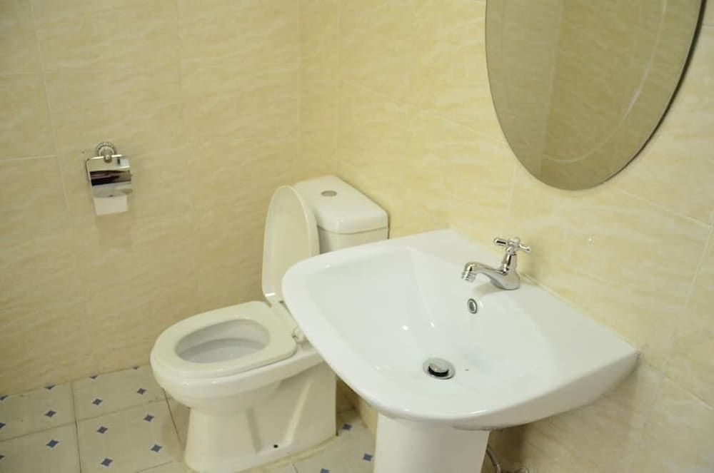 Delfirm Hotel Standard Room 4