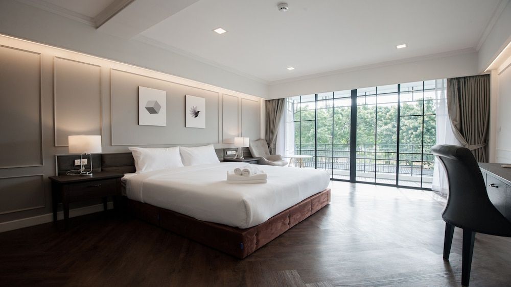 undefined B2 Riverside Premier Hotel 7